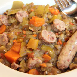 Linseneintopf mit Salsiccia
